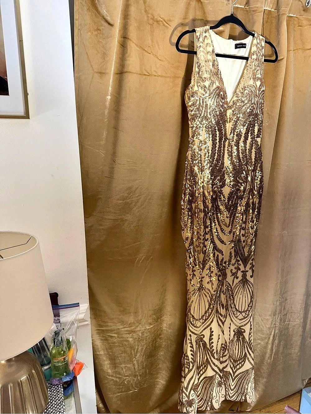 Fashion Nova Black & Gold Sequin Maxi Gown